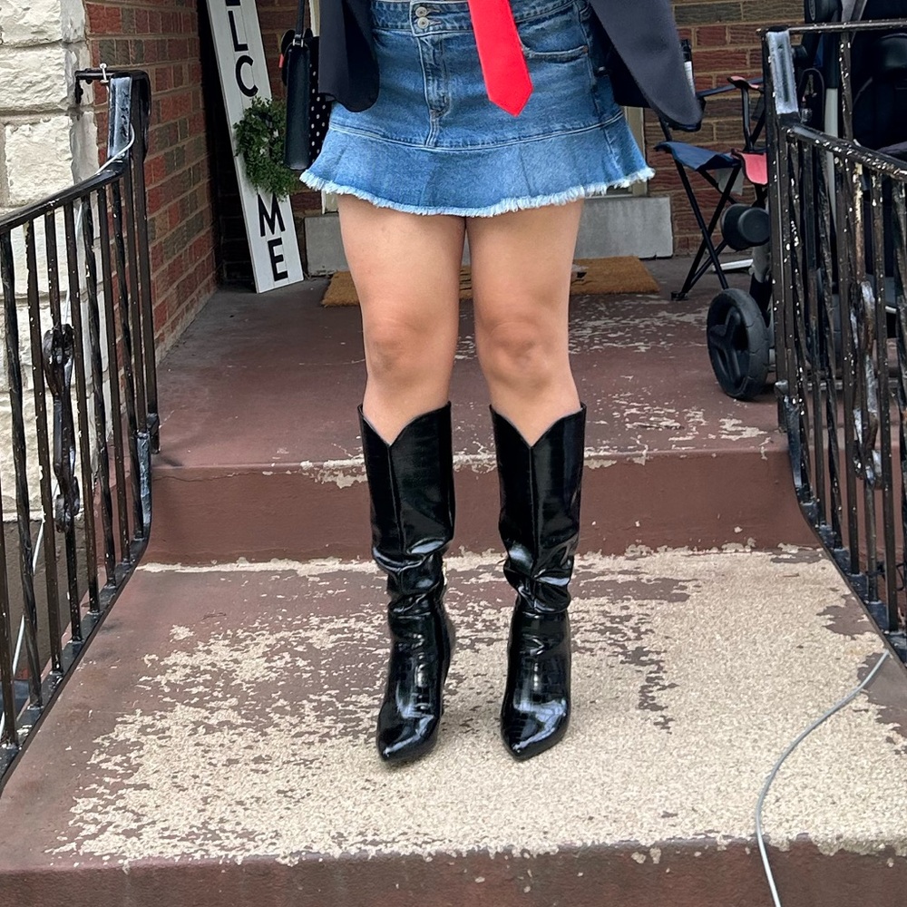 Black cowgirl Boots size 9